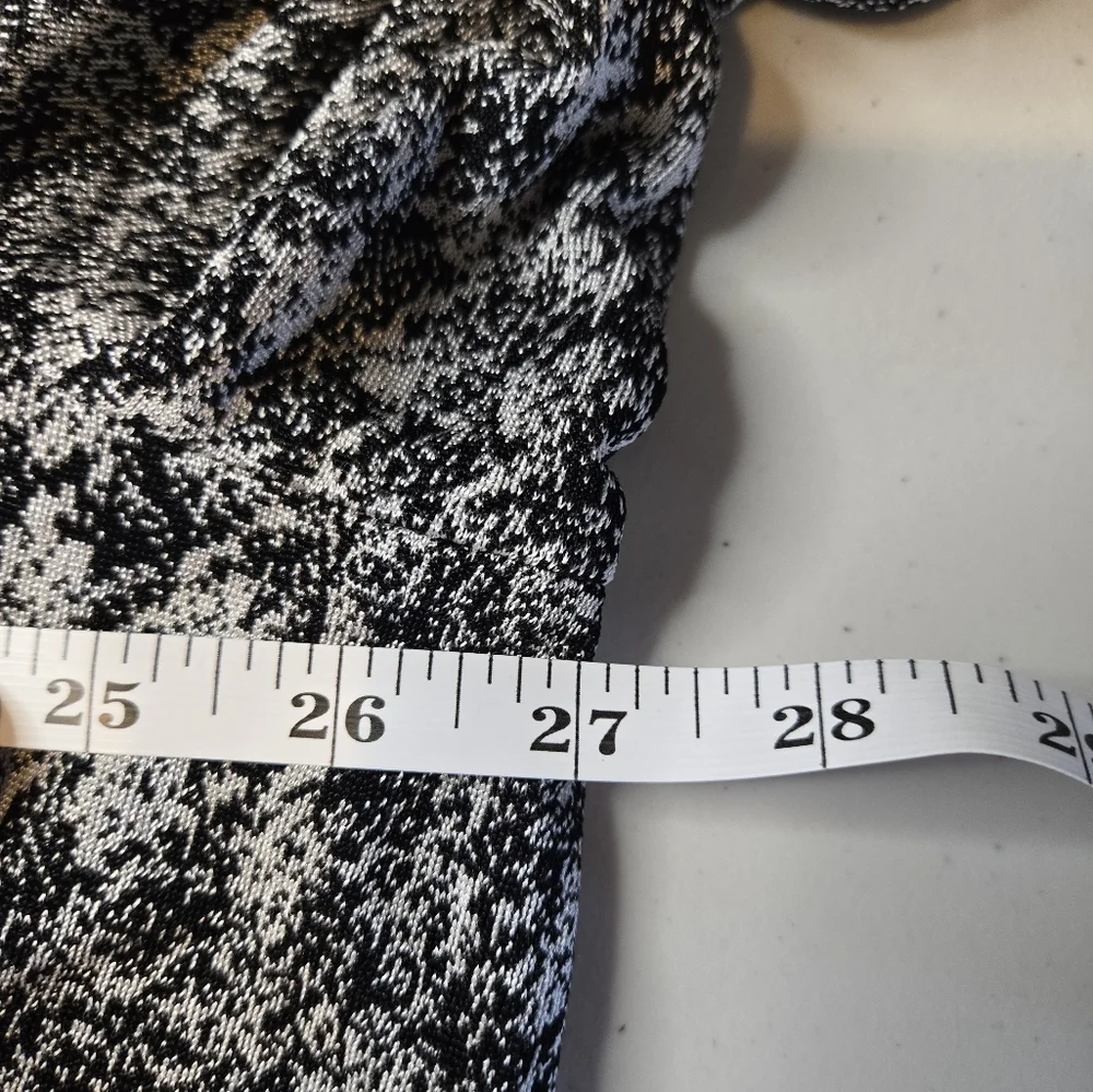 Laura Ashley Houndstooth Cape Jacket Lightweight 3X Black and White